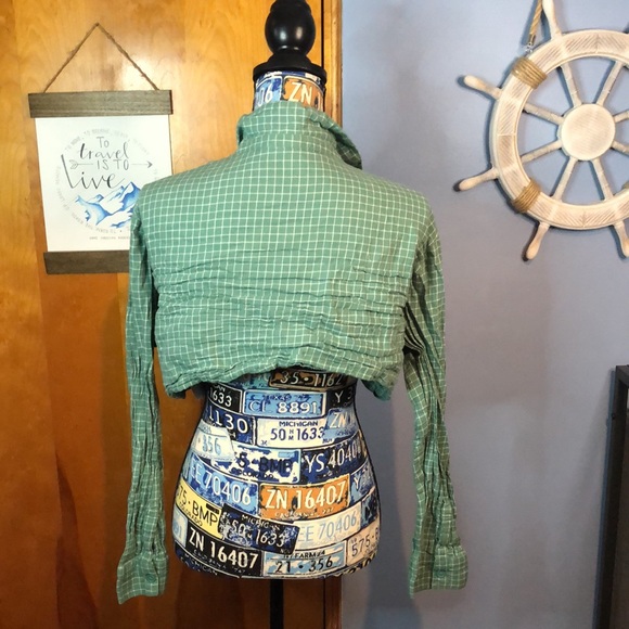 H&M Cropped Button Down L - Picture 3 of 4